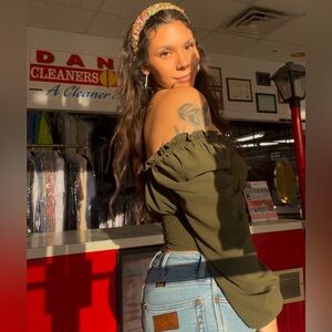 Meet your Posher, Natalie